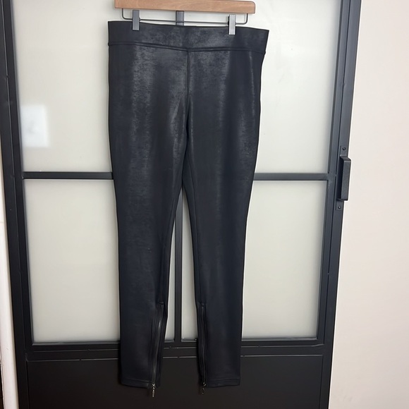 Free People Zipper Leggings Size Medium - Picture 1 of 7